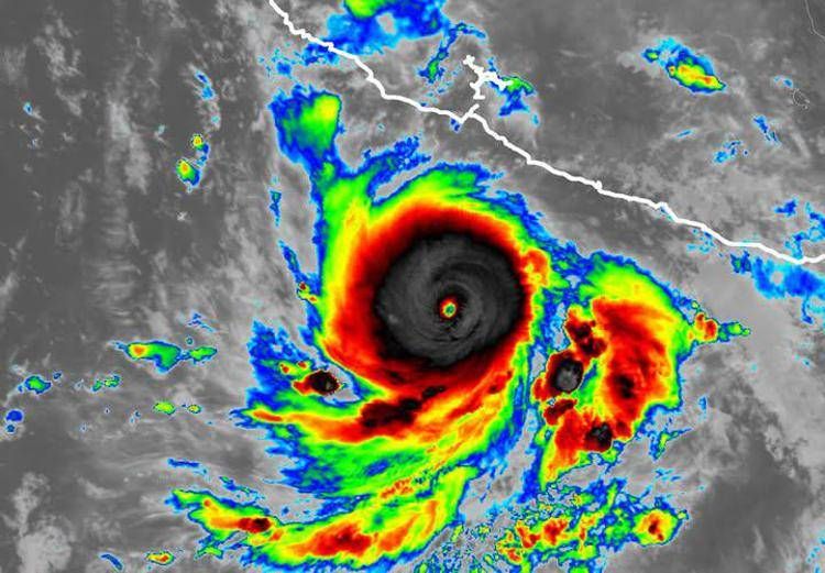Messico, uragano Polo si rafforza: potrebbe diventare 'catastrofico'