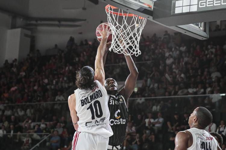 Armani Olimpia Milano Virtus Bologna - (Ipa)