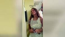 Brano de 'La Sirenetta' per una piccola paziente oncologica in isolamento, l'esibizione dall'interfono è commovente