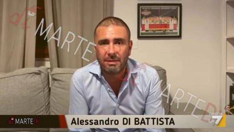 Alessandro Di Battista nel videomessaggio a DiMartedì