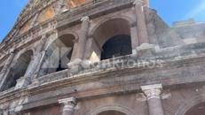 Operaio morto al Colosseo, gli altoparlanti annunciano la chiusura per lutto - Video