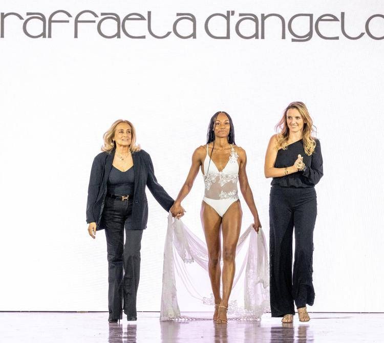 Raffaela D'angelo, Larissa Iapichino e Carlotta Porta, figlia di Raffaela  - (Foto Ufficio Stampa)