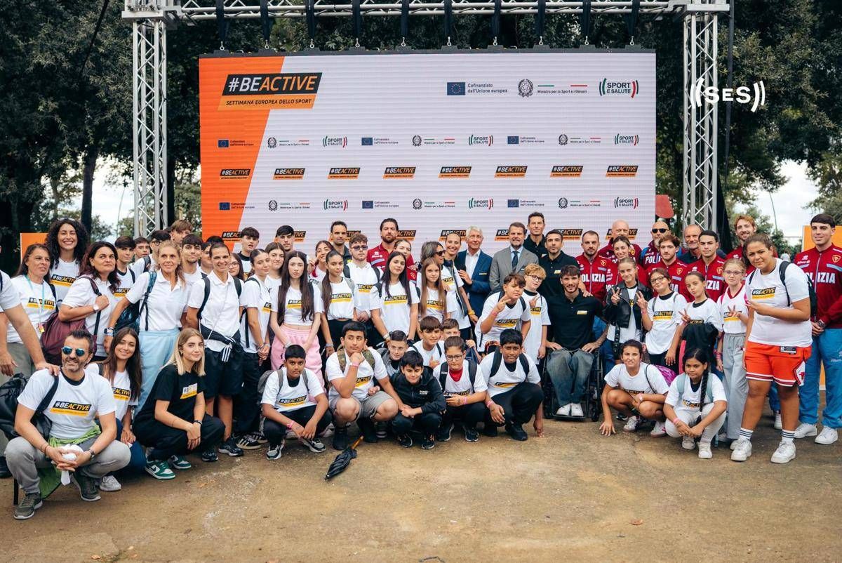 Napoli, 3mila studenti aprono il villaggio '#BeActive'