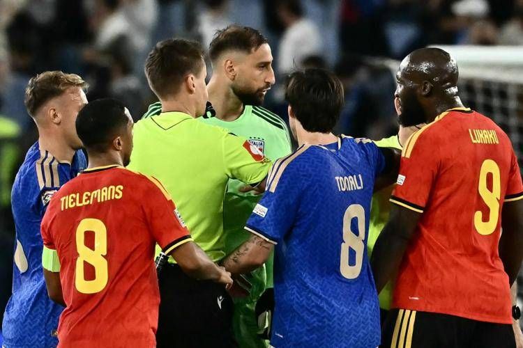 La rissa tra Donnarumma e Lukaku - Afp