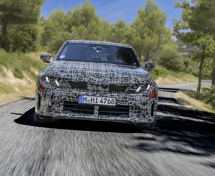 Nuova BMW Serie 3: più materiali riciclati e produzione a basse emissioni