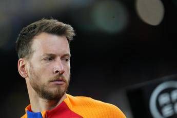 Neto torna alla Juve, domani le visite mediche