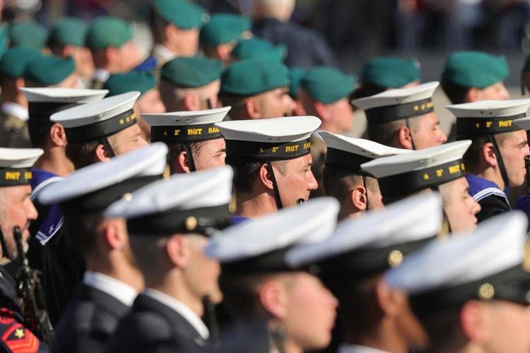 Militari italiani - (Ipa)