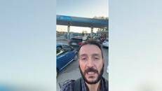 Tetto al prezzo Eni e file ai distributori, la coda a via Cristoforo Colombo a Roma - Video