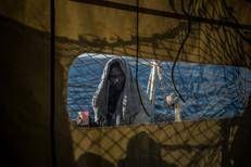 Migrante sulla Sea Watch - Afp