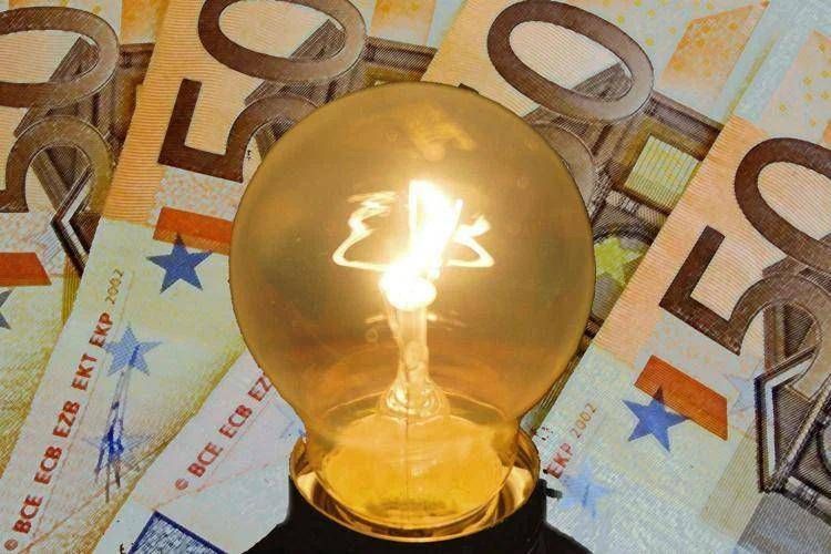 Bolletta luce - (Fotogramma/Ipa)