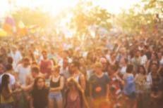Folla a un concerto - © rawpixel, 123RF Free Images