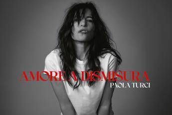 Paola Turci riparte con 'Amore a dismisura': "Oggi ho meno catene, Sanremo? Mi rimetterei alla prova"