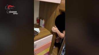 Camorra: latitante da sei mesi, i carabinieri lo scovano nell'armadio - Video