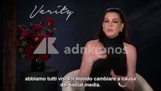 Anne Hathaway al cinema con 'Verity': 
