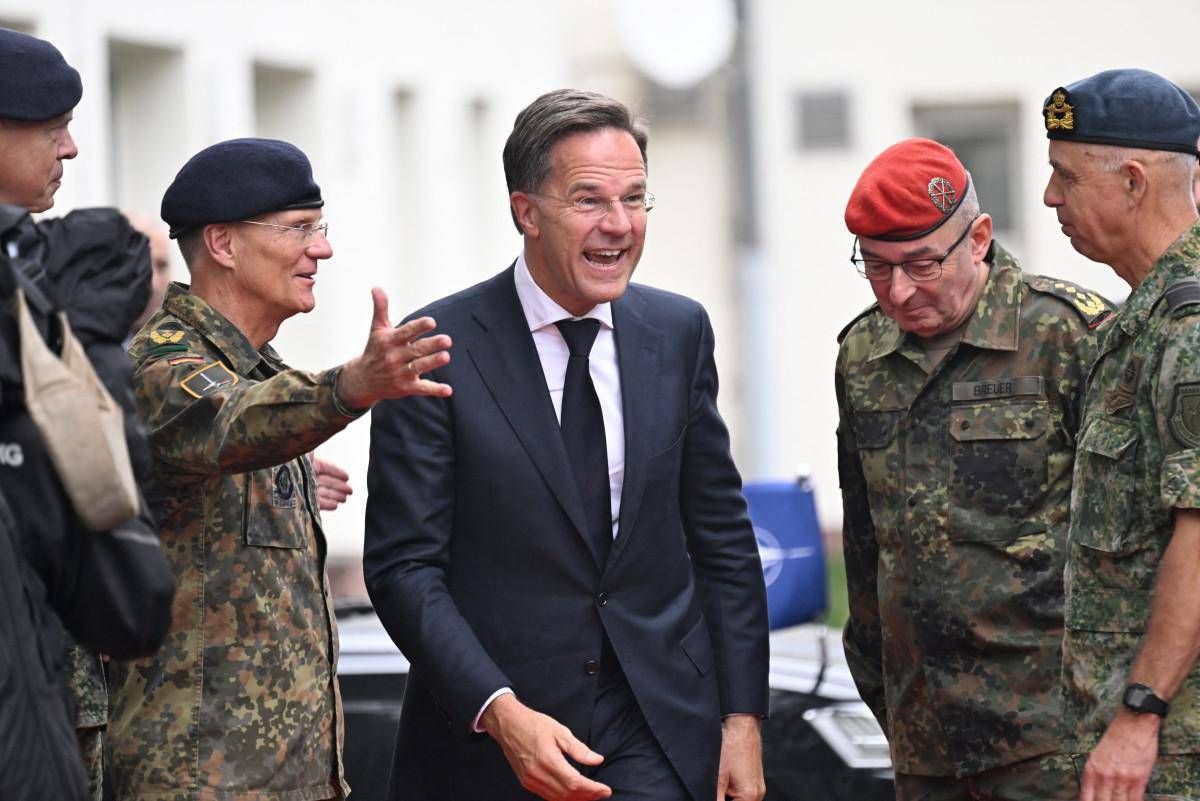 https://www.adnkronos.com/resources/02aa-21b9de1497ff-94c33a072a84-1000/format/huge/rutte_afp_0110.jpeg