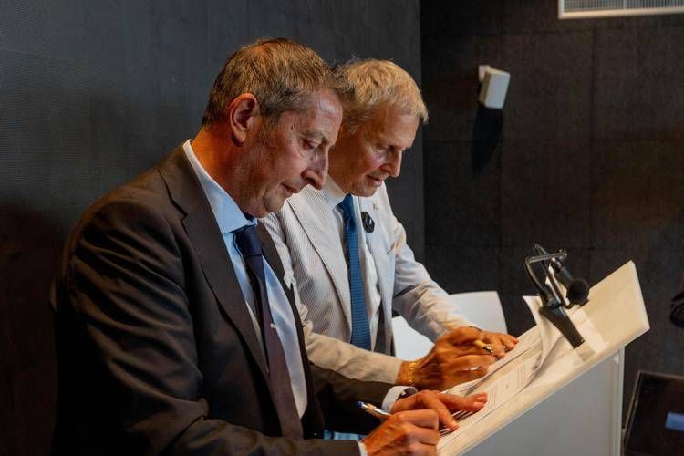 Il presidente della Federazione Italiana Vela, Francesco Ettorre, e dal presidente della Lega Navale Italiana, ammiraglio di Squadra Donato Marzano - (foto Ufficio stampa)
