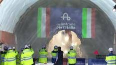 A1, abbattuto l'ultimo diaframma della galleria San Donato