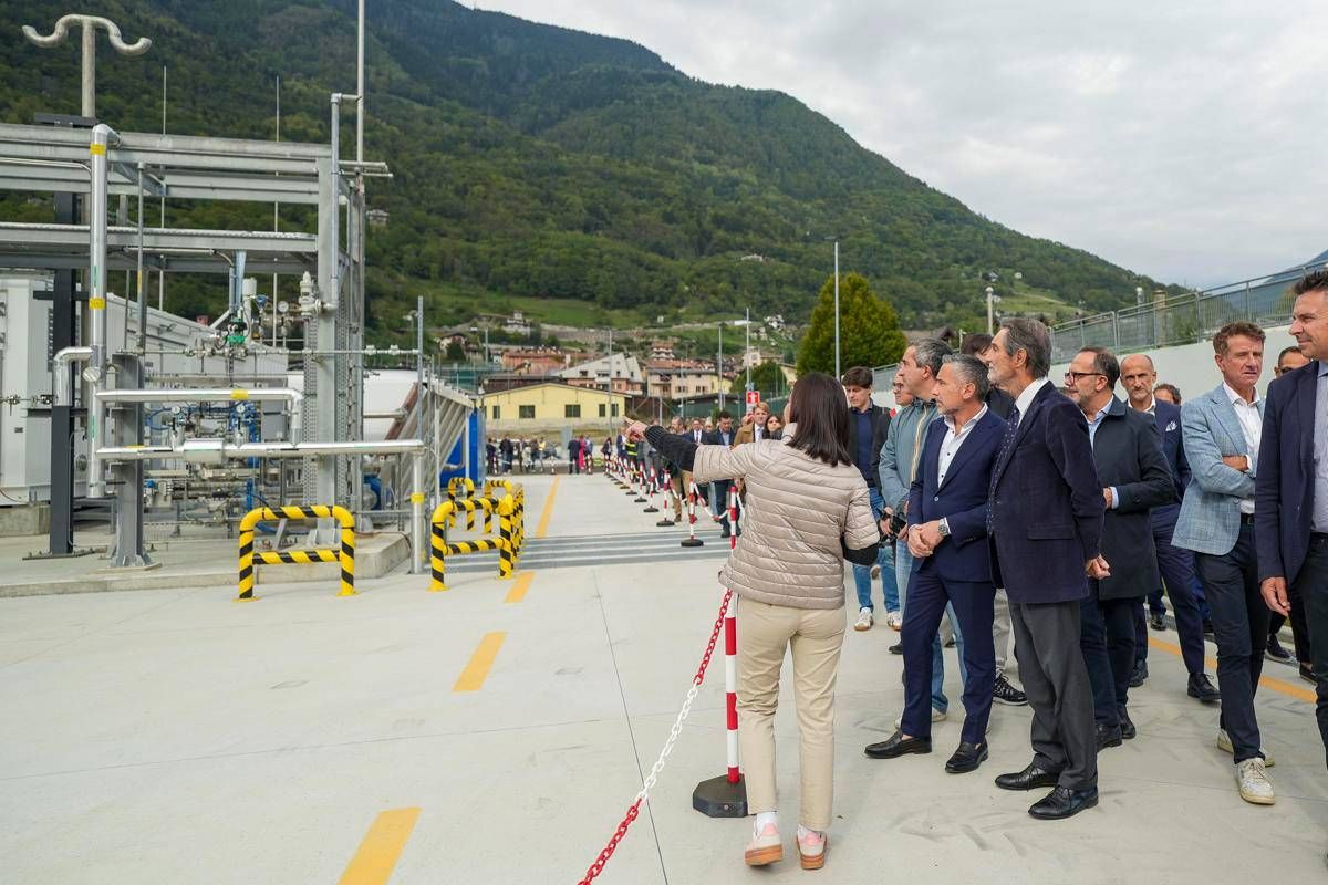 Progetto H2iseO, presidente Fontana e autorità in visita a impianti idrogeno