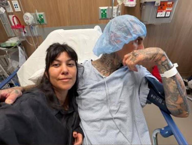 Travis Barker in ospedale - Instagram