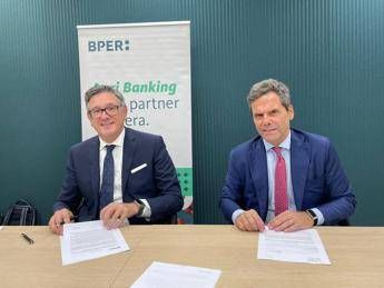 Firma protocollo Agea e Bper - (foto Ufficio stampa)