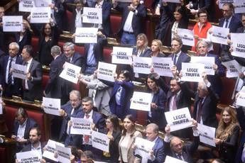 TOMORROW / Legge elettorale, opposizione all'attacco: lunedì i ricorsi alla Corte Costituzionale