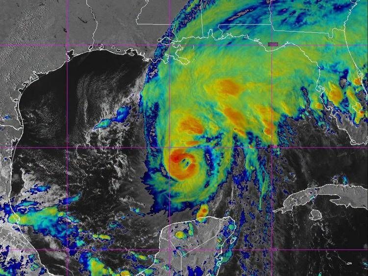 Uragano Isaias - (Noaa)