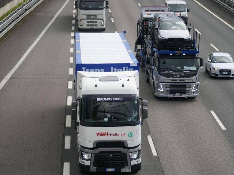 Camion - (Foto Ipa)