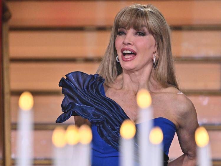 Milly Carlucci, prima puntata - (Fotogramma/Ipa)