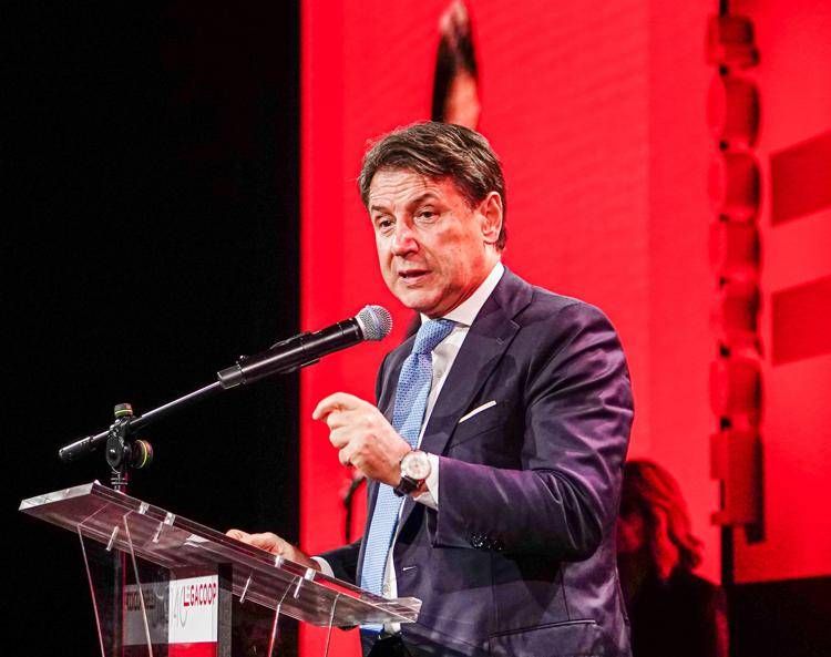 Ucraina-Russia, Conte: 