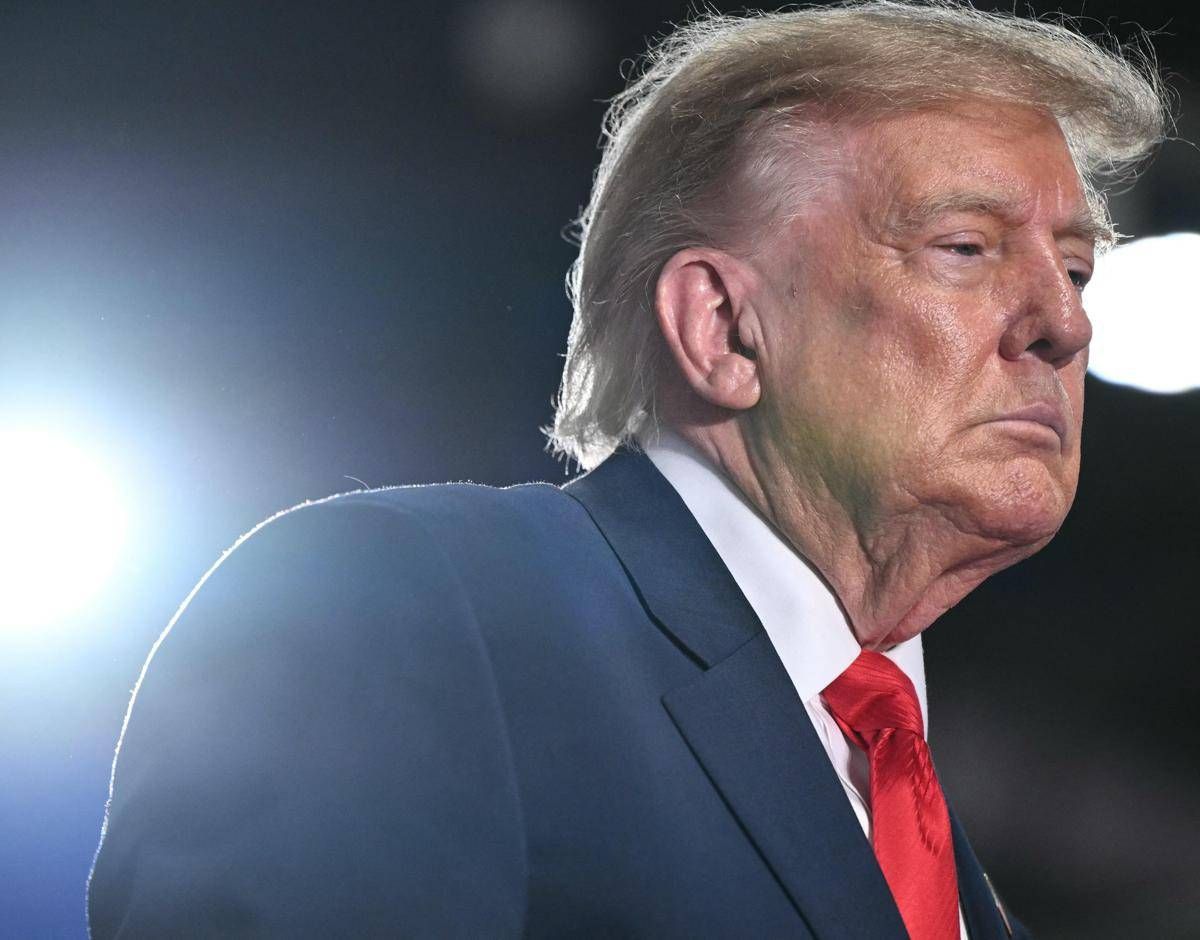 https://www.adnkronos.com/resources/02aa-21cc8a69e340-8907afc7da6f-1000/format/huge/trump_primo_piano_1010_afp.jpeg