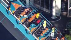 Incidente mortale al luna park in Georgia, persone bloccate a 60 metri di altezza - Video