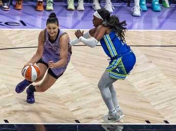 Basket WNBA, Cecilia Zandalasini guida le Valkyries verso l’anello