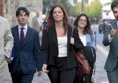Ilaria Salis e il risarcimento agli ex collaboratori, ecco perché la condanna è stata annullata