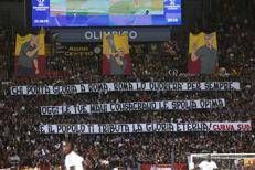 Lo striscione della Curva Sud per Mourinho  - Ipa