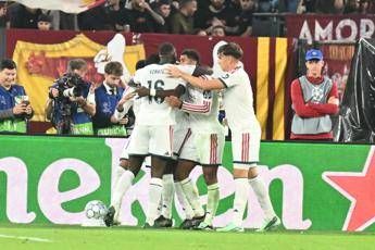 Champions League, la Roma si butta via: il Real segna 3 gol negli ultimi 7 minuti e vince 4-3 al 90'