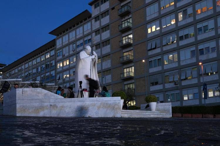 L'ospedale Gemelli - (Afp)