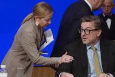 Giorgia Meloni e il ministro dell'economia Giancarlo Giorgetti - (ipa)