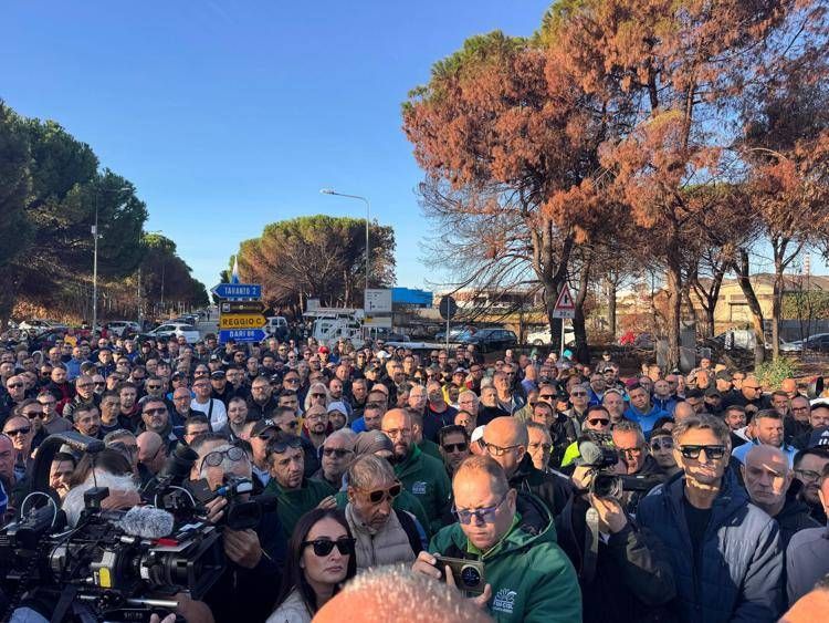 La protesta a Taranto - Fim Cisl