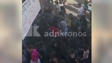 Proteste studenti a Roma, incappucciati infiltrati nel corteo - Video