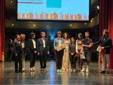 (La cerimonia di premiazione di Julia Deck - ufficio stampa Premio Lattes Grinzane)