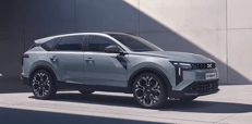 Dacia Striker: il nuovo crossover ibrido arriva in Italia