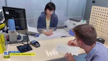 Poste Italiane, passaporti da record: superate le 300 mila richieste negli uffici postali