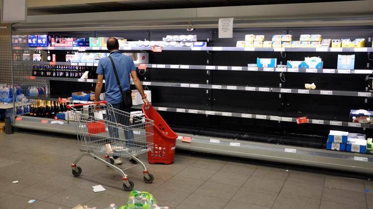 Caro carburanti e tir in sciopero, l'allarme: 