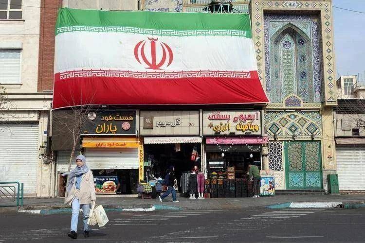 Bandiera iraniana - (Afp)