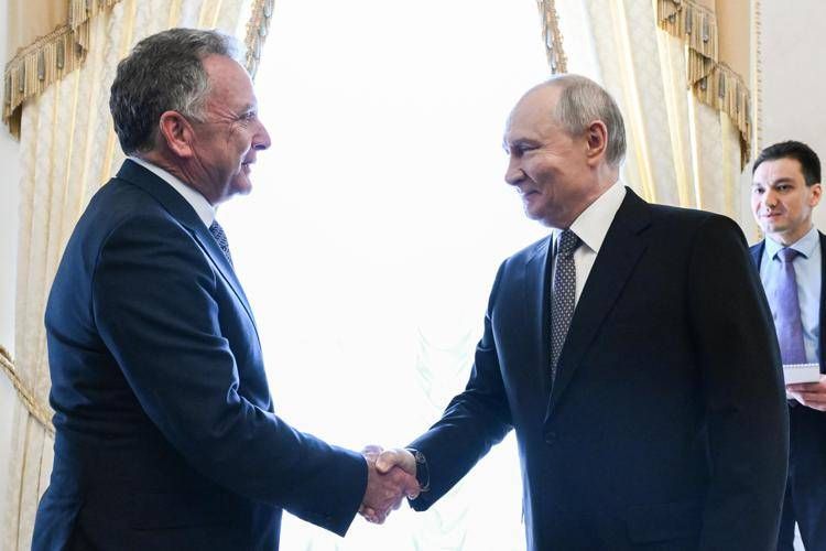 Steve Witkoff e Vladimir Putin - (Ipa)