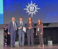 da sinistra il vicepresidente Unc Marco Vignola, il presidente Massimiliano Dona, la premiata di quest’anno professoressa Benedetta Giovanola, vicepresidente Unc Livia Zollo