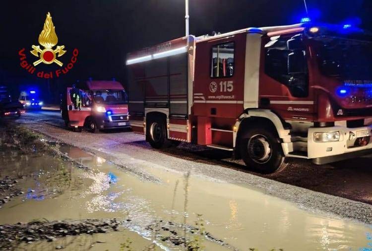 Meduna in piena, tre persone bloccate su un isolotto: salvate con l’elicottero