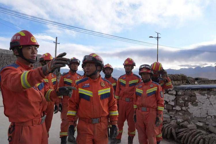 Soccorsi in Tibet  - (Ipa)