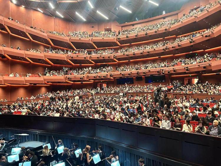 (La sala della Shanghai Grand Opera House che ha ospitato 