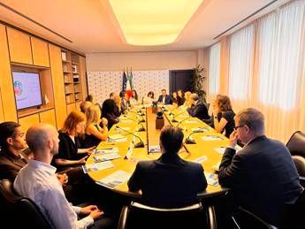 Il Consiglio regionale del Lazio ha ospitato oggi una delegazione olandese composta da 25 giovani dirigenti e funzionari della Pubblica Amministrazione dei Paesi Bassi - (Adnkronos)